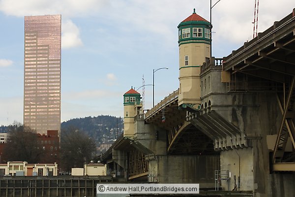 Burnside Bridge with US Bancorp Tower (Portland, Oregon)