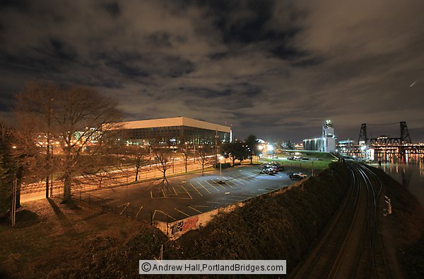 Memorial Coliseum, Portland, Dusk