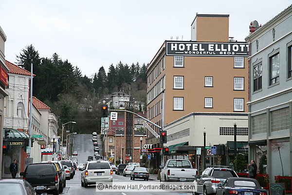 Downtown Astoria, Oregon:  Hotel Elliot