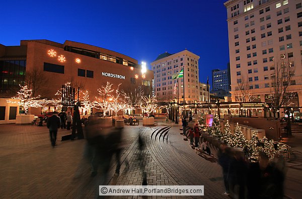 Pioneer Courthouse Square, Portland, Christmas