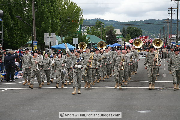 US Army 104th Infantry Division Marching Band, Uncle Sam Puppet by Michael Curry Design, Rose Festival Grand Floral Parade 2008 (Portland, Oregon)