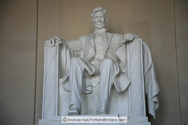 Lincoln Memorial, Abraham Lincoln Statue
