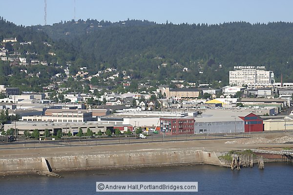 Willamette River, Northwest, from Fremont Bridge (Portland, Oregon)