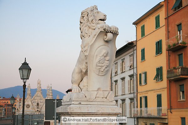 Lion Statue with Mary and Baby Jesus, near Ponte Solferino, Pisa, Italy
