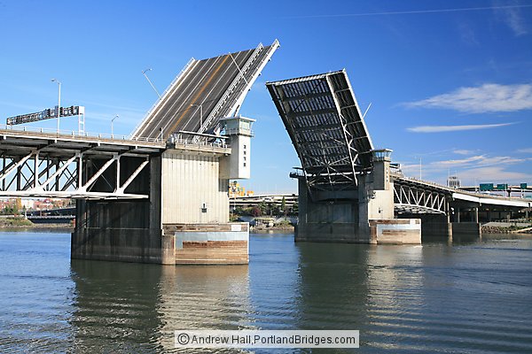 Morrison Bridge, Raised (Portland, Oregon)