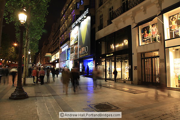 Avenue des Champs-lyses at Night