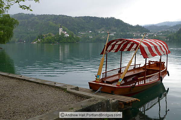 Pletna Boat, Bled