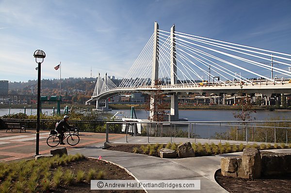 Tilikum Crossing (Portland, Oregon)