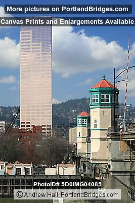 Burnside Bridge, US Bancorp Tower (Portland, Oregon)