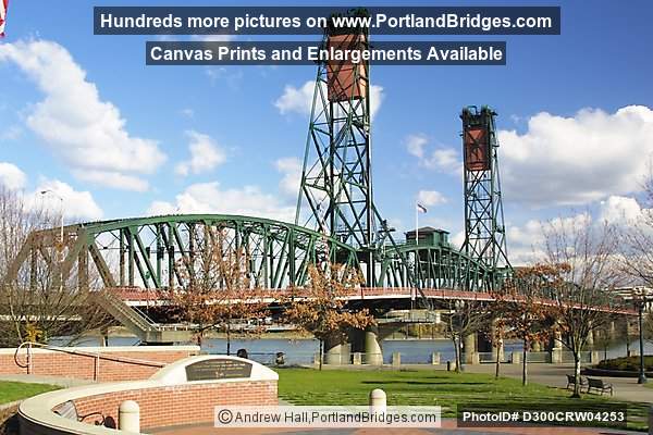 Hawthorne Bridge, Waterfront Park, Daytime (Portland, Oregon)