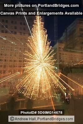Pioneer Courthouse Square, Portland, Christmas Tree, Experimental