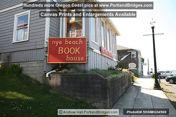 Nye Beach Book House, Newport, Oregon