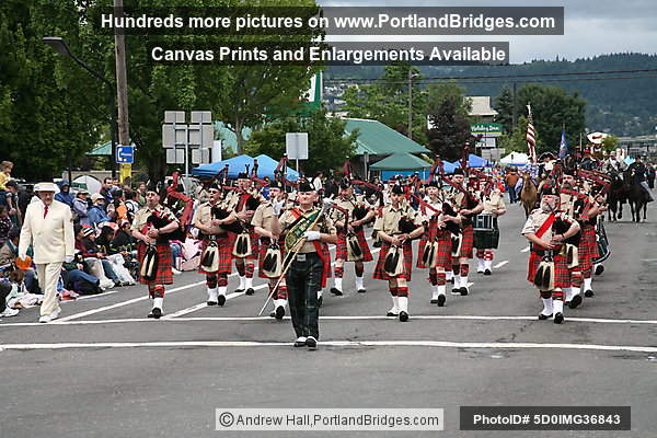 Bagpipe Band, Rose Festival Grand Floral Parade 2008 (Portland, Oregon)