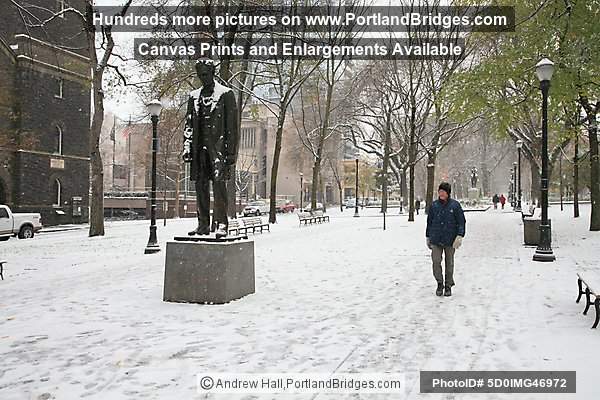 Portland SW Park Blocks, Snow, Abraham Lincoln Statue, December 2008