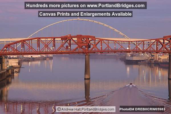 Broadway Bridge, Fremont Bridge, Willamette River, Speed Boat (Portland, Oregon)