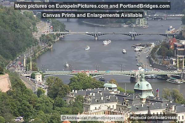 Prague City View, Bridges