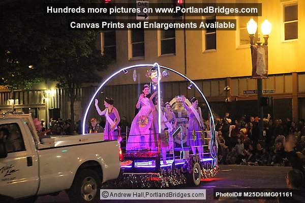 Starlight Parade 2012: City of West Linn Float (Portland, Oregon)