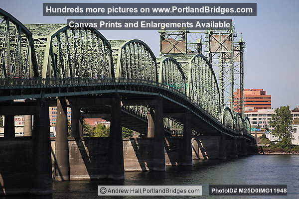 Interstate Bridge from Oregon side, looking north (Portland, Oregon)