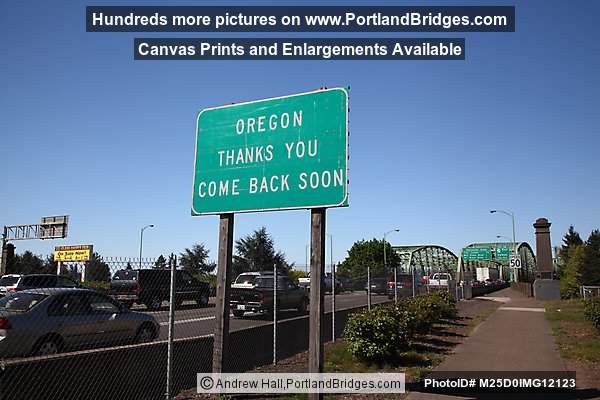 Oregon Thanks You sign at Interstate Bridge (Portland, Oregon)
