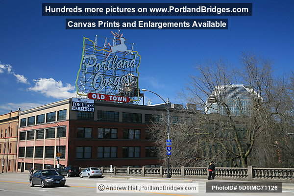 Portland, Oregon Sign, US Bancorp Tower