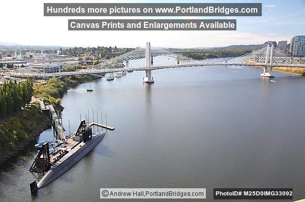 Tilikum Crossing, OMSI Submarine USS Blueback, from Marquam Bridge (Portland, Oregon)