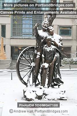 Pioneer Statue, Chapman Square, Snow, 2008 (Portland, Oregon)