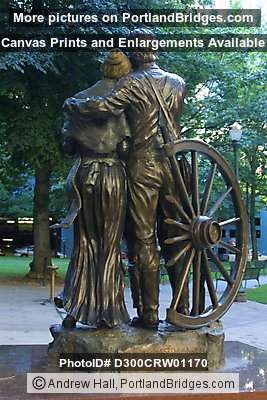 Oregon Pioneer Statue, downtown Portland