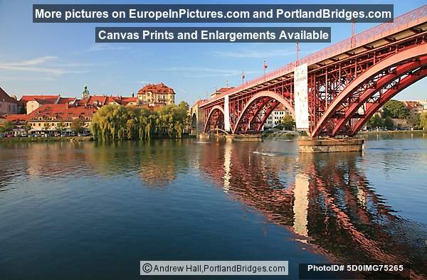 Glavni Most, Drava River, Maribor, Slovenia