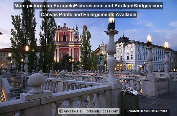 Triple Bridge, Franciscan Church, Dusk, Ljubljana, Slovenia
