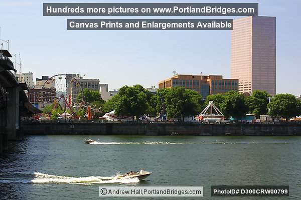 Willamette River, boat, US Bancorp Tower (Portland, Oregon)